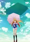 少女仰望天空的眼神中，流露出對世界的美好與欣賞。